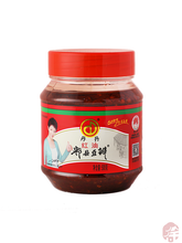 Load image into Gallery viewer, Pixian Bean Paste   (丹丹郫县豆瓣酱)  Pixian Yağlı Acı Biber Sosu – 500G